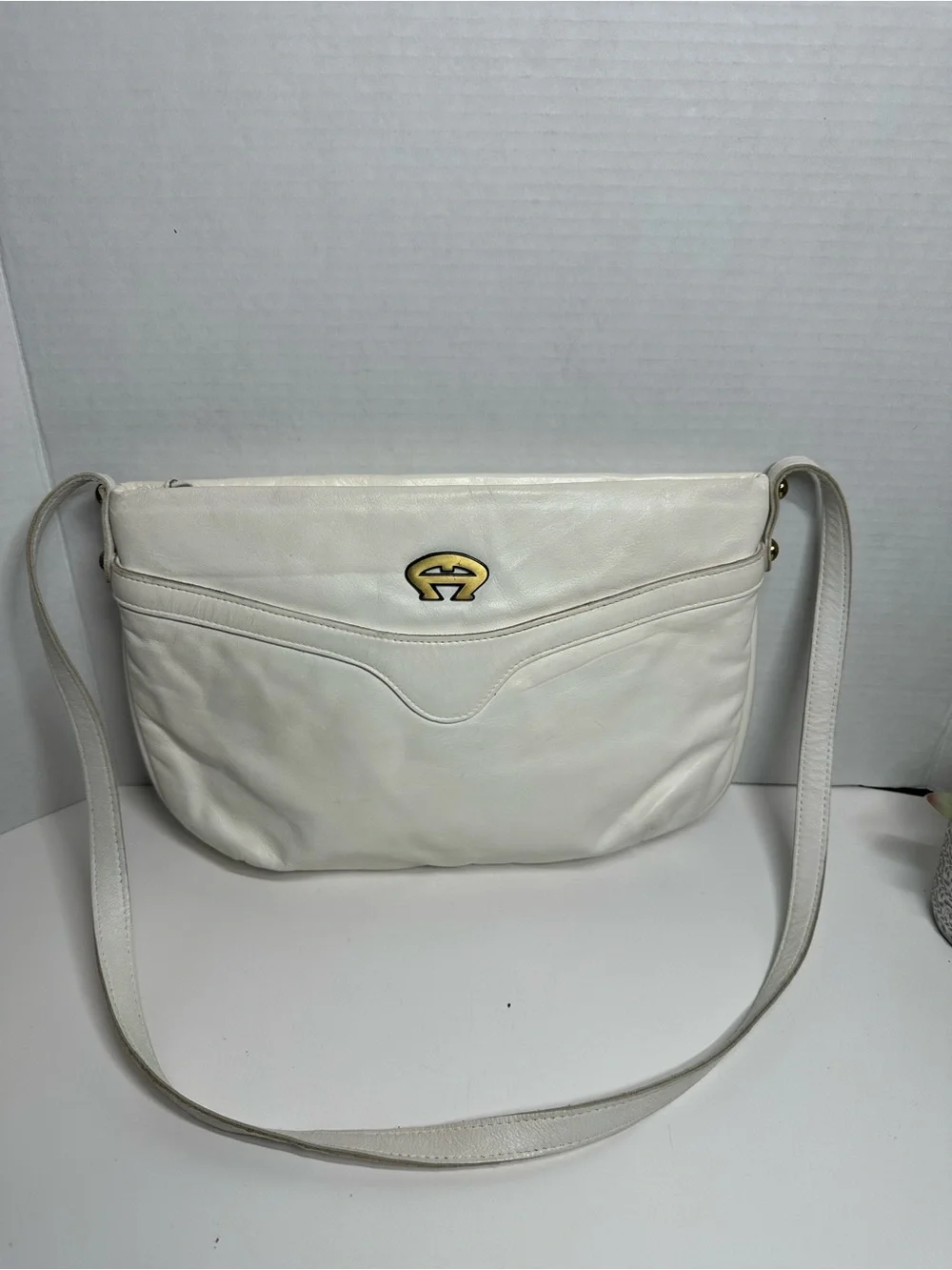 Etienne Aigner White Shoulder Bag with Gold Logo